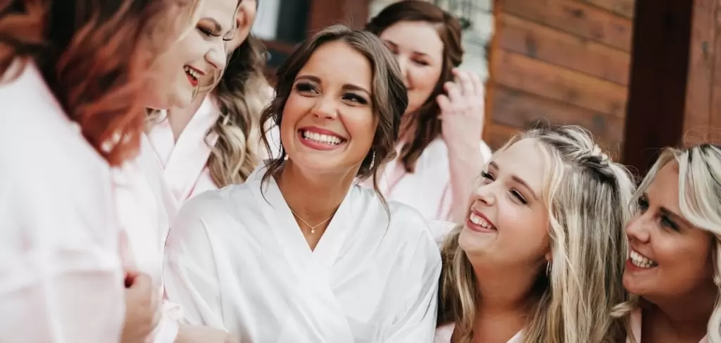 photo-1635369422552-5f60fcd64340